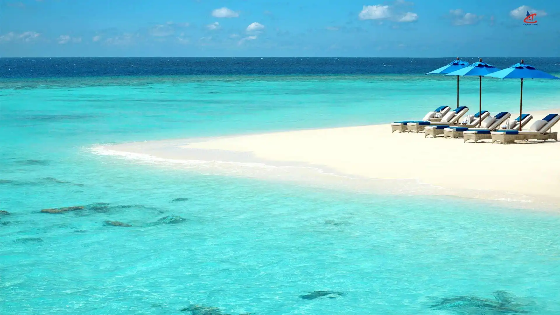 Dusit Thani Maldives Beach