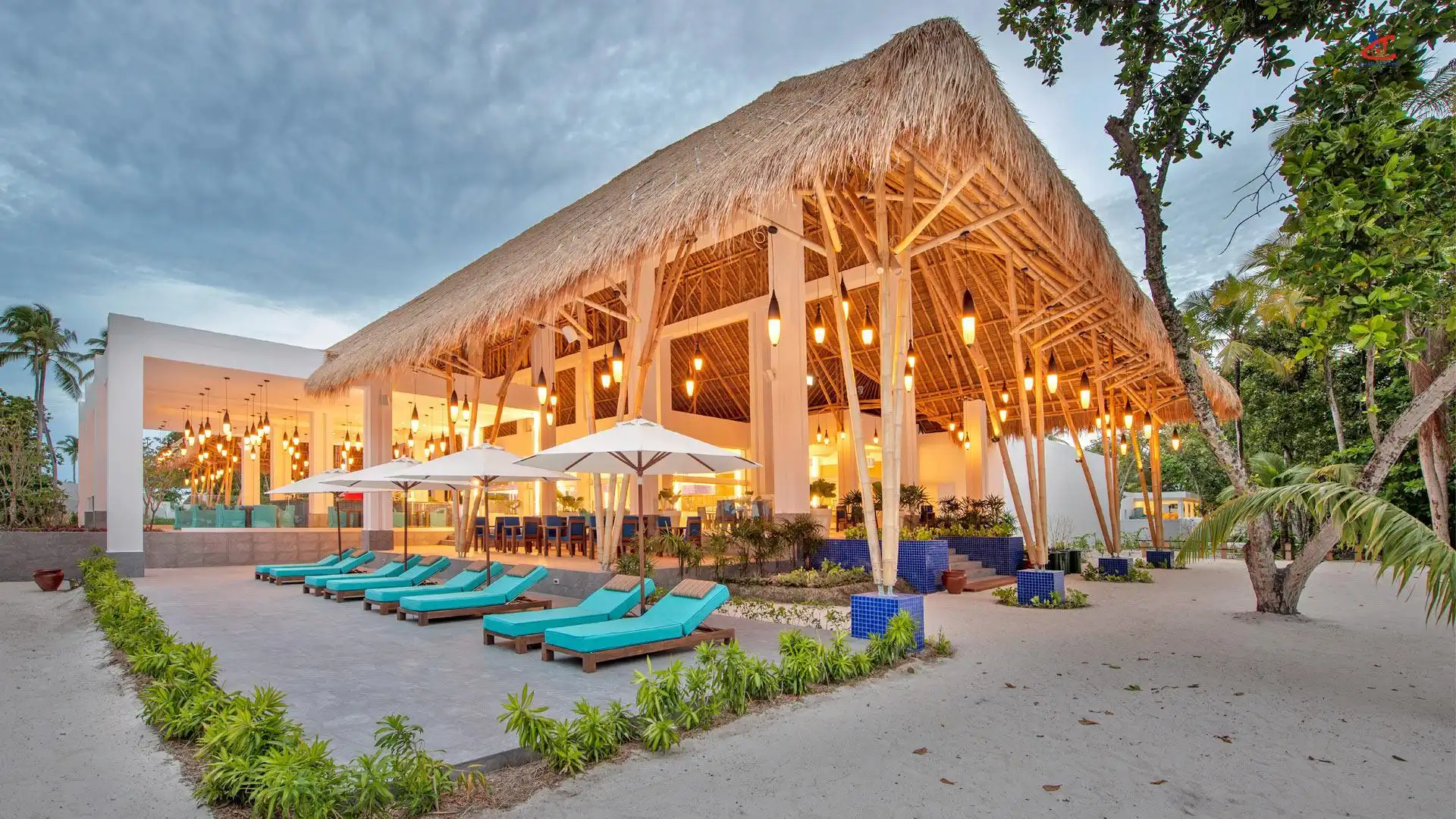 Emerald Maldives Island Resort