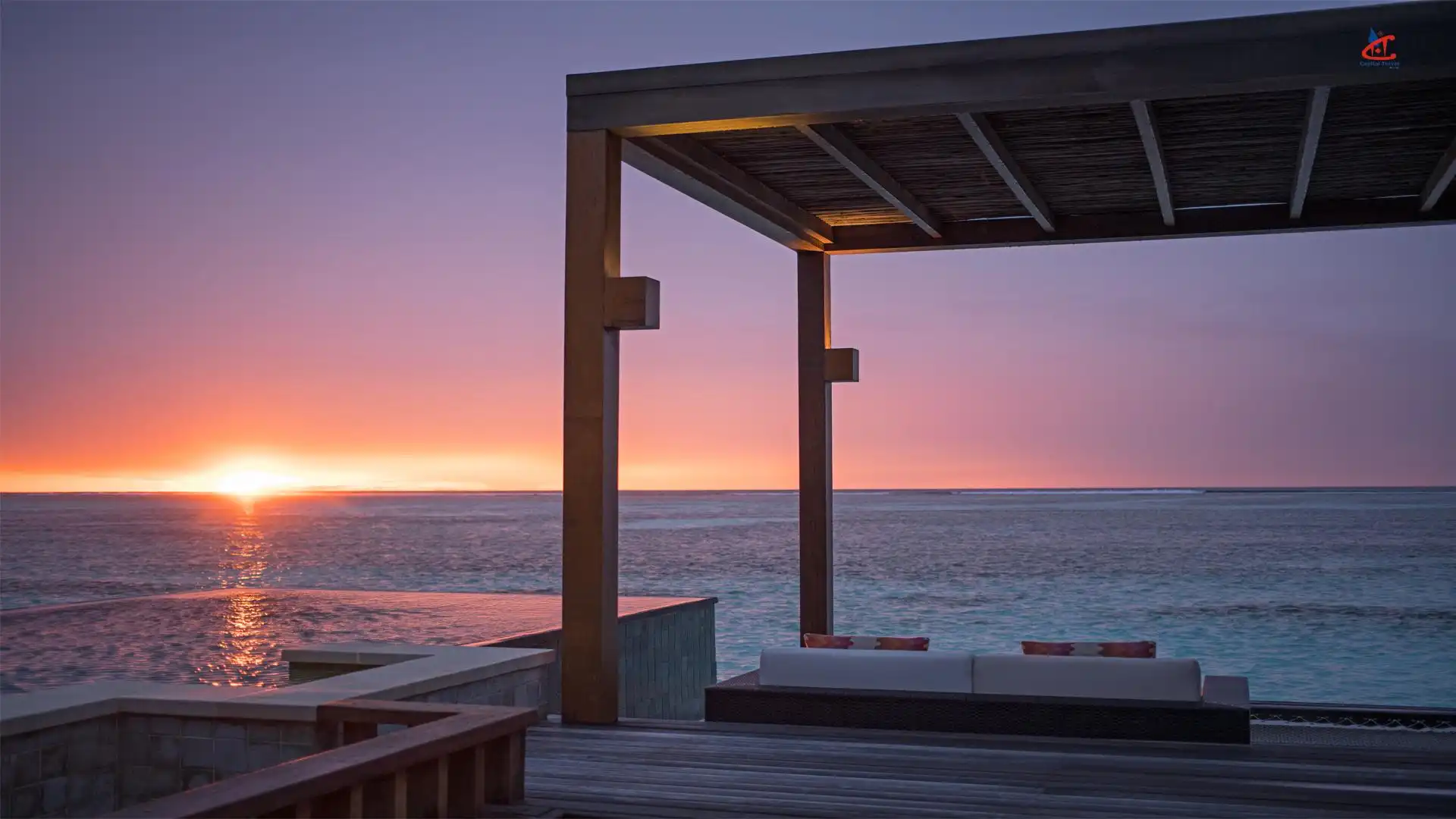 Four Seasons Maldives at Kuda Huraa Sunset Water Bangalow
