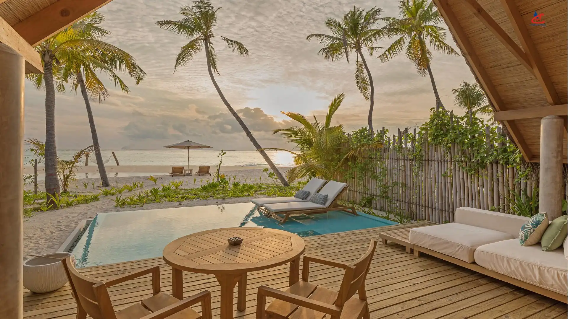 Fushifaru Maldives Island Beach Pool Villa