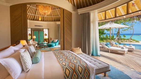 the nautilus island beach pool room1