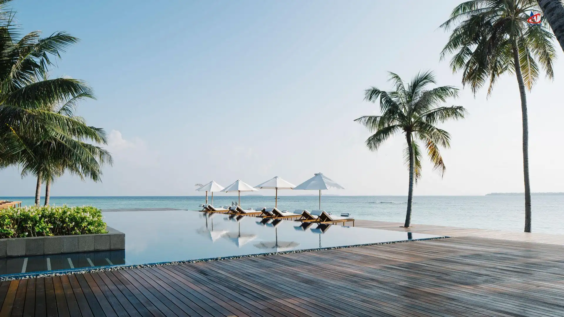 Noku Maldives Kudafunfaru Pool