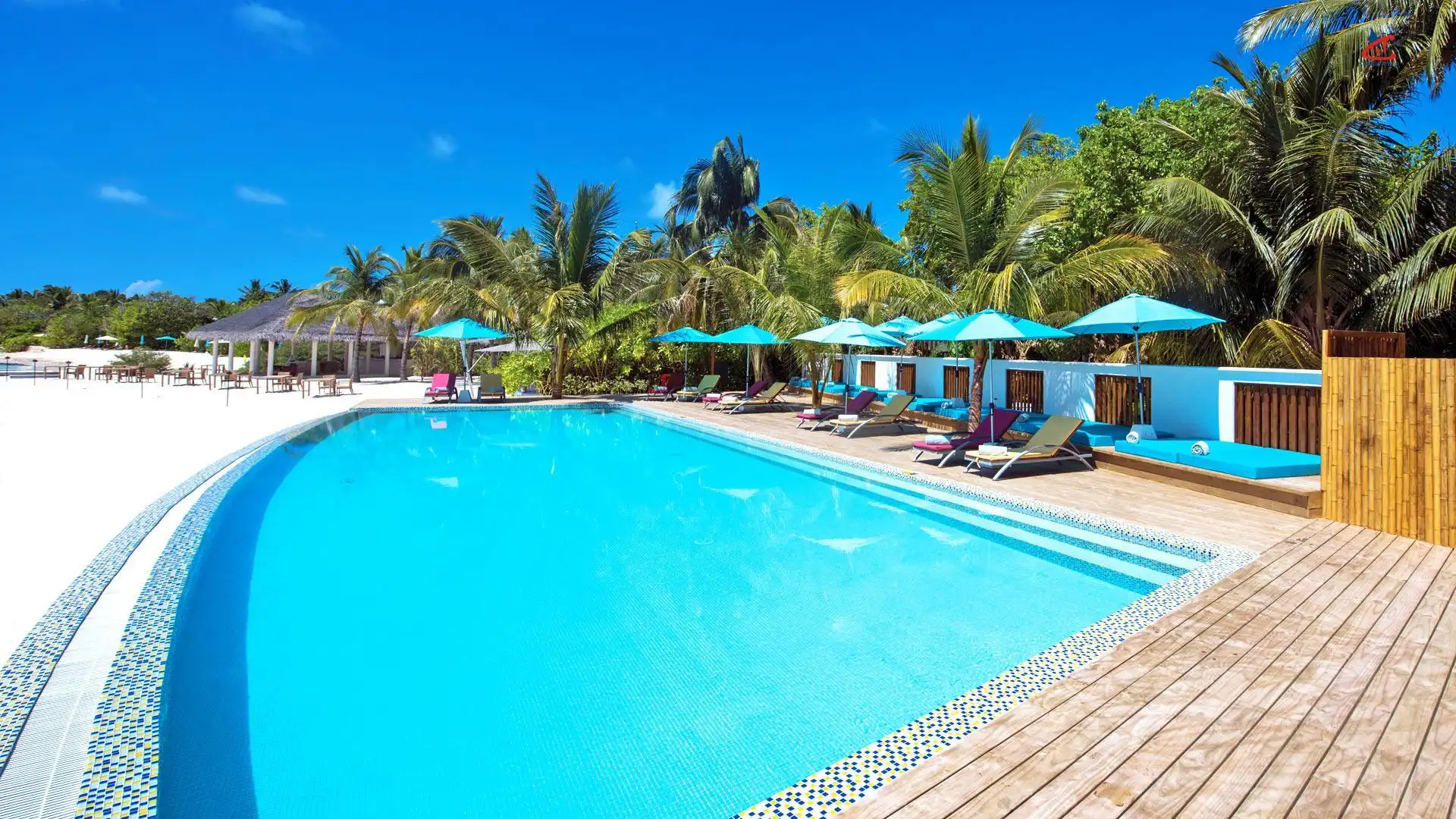 OBLU NATURE Helengeli Maldives Pool