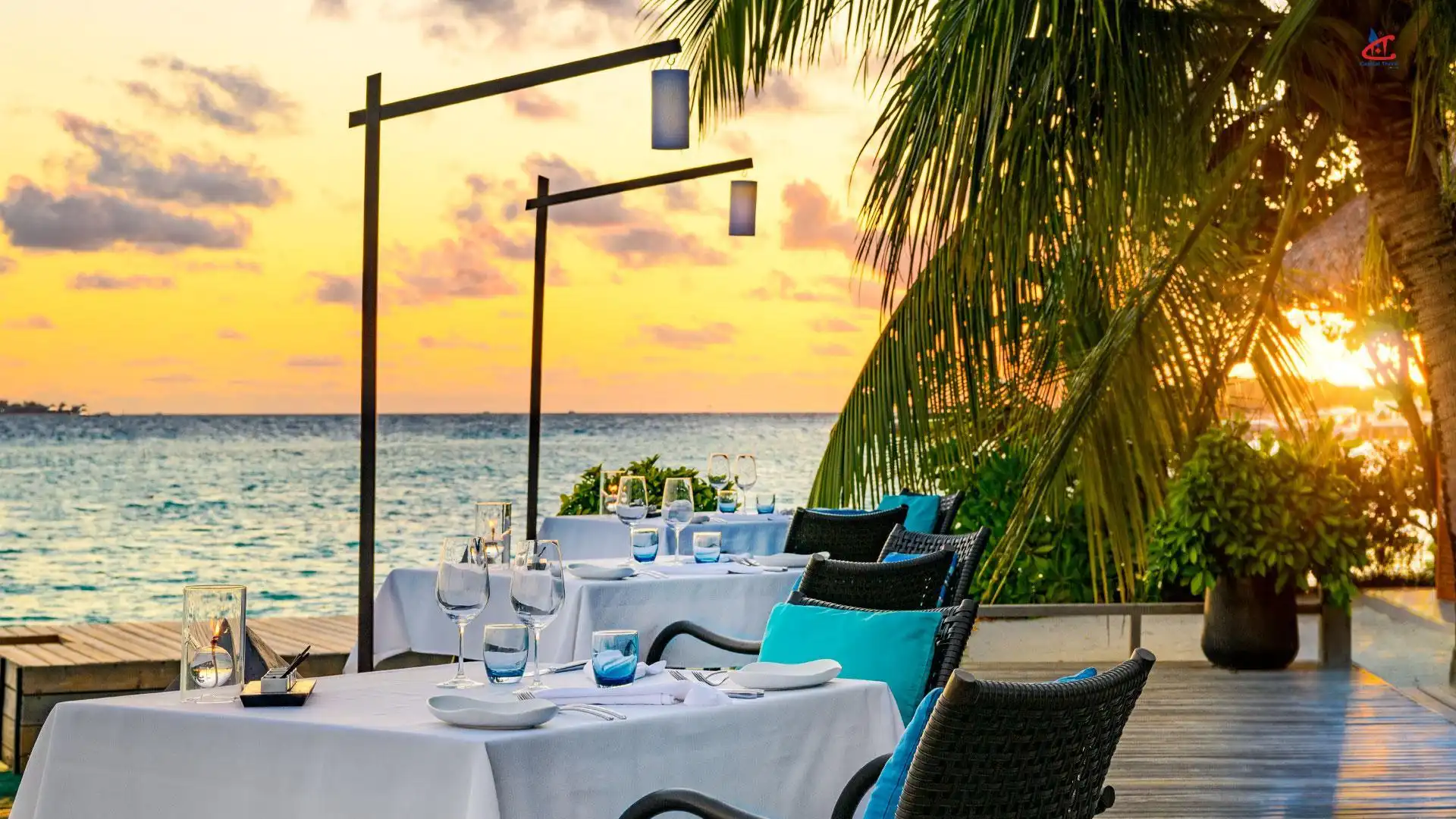 Sheraton Maldives Full Moon Resort Dinning
