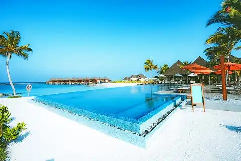 VARU by Atmosphere Pool Male Atoll