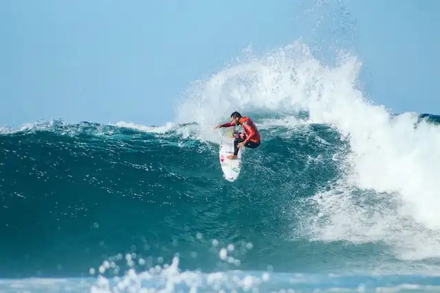 Surfing Holiday Main View