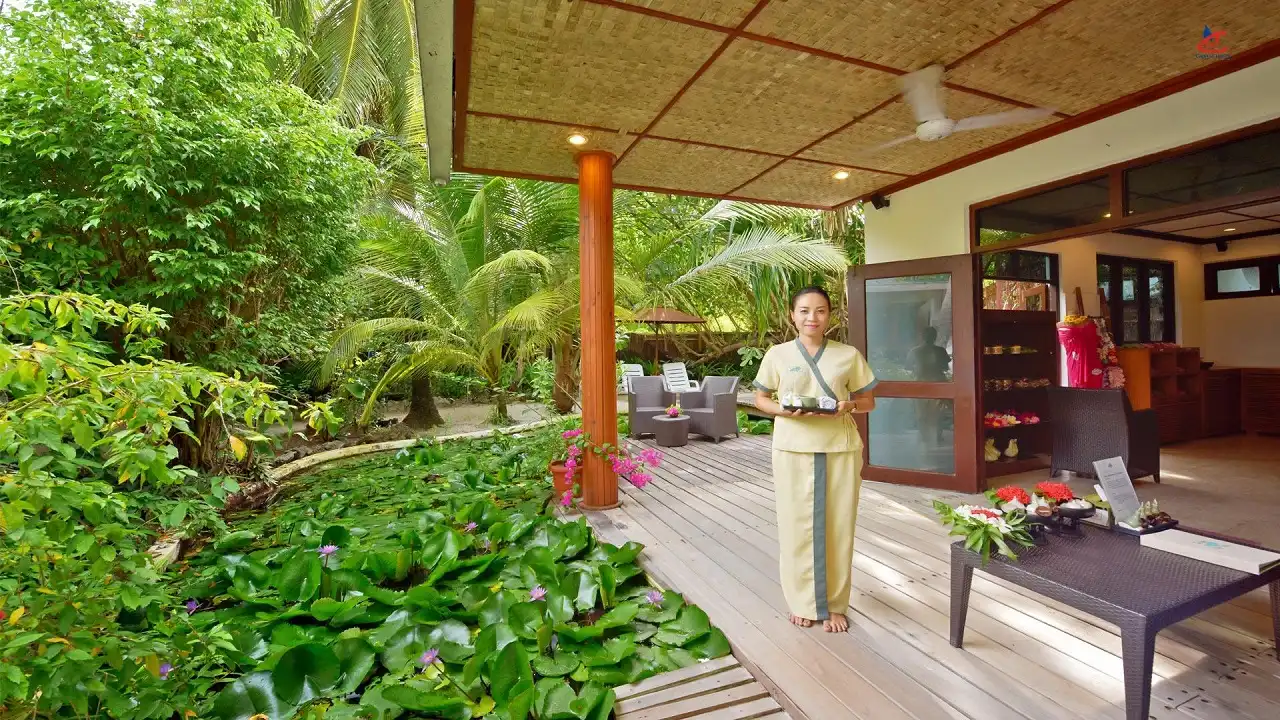 Angaga Island Resort & Spa rooms