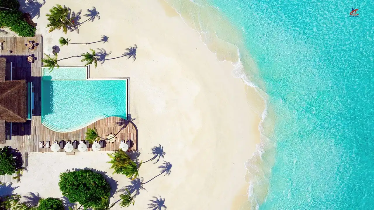 Baglioni resort maldives pool