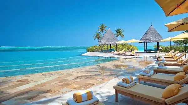 Four Seasons Kuda Huraa resort-maldives