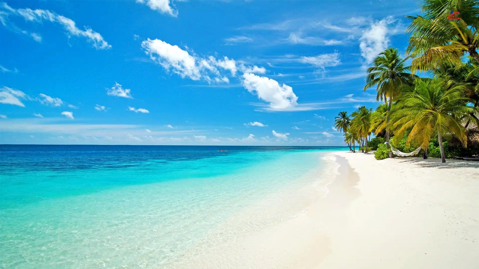 Mirihi Island Resort Maldives beach