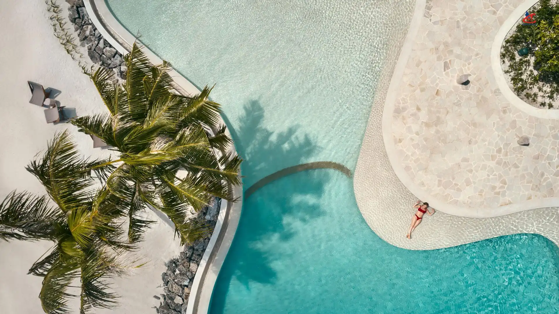 The Patina Maldives Fari Islan resort maldives pool