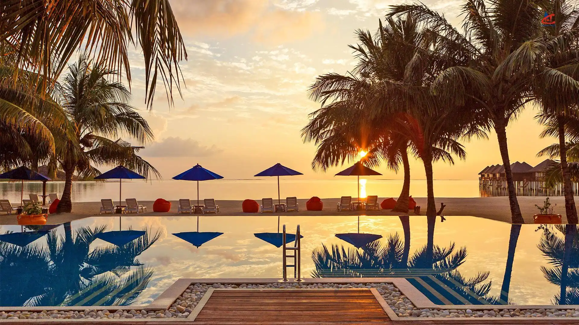 Sun Siyam Olhuveli Maldives resort maldives pool