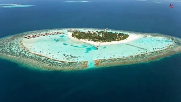 Vakarufalhi Maldives beach