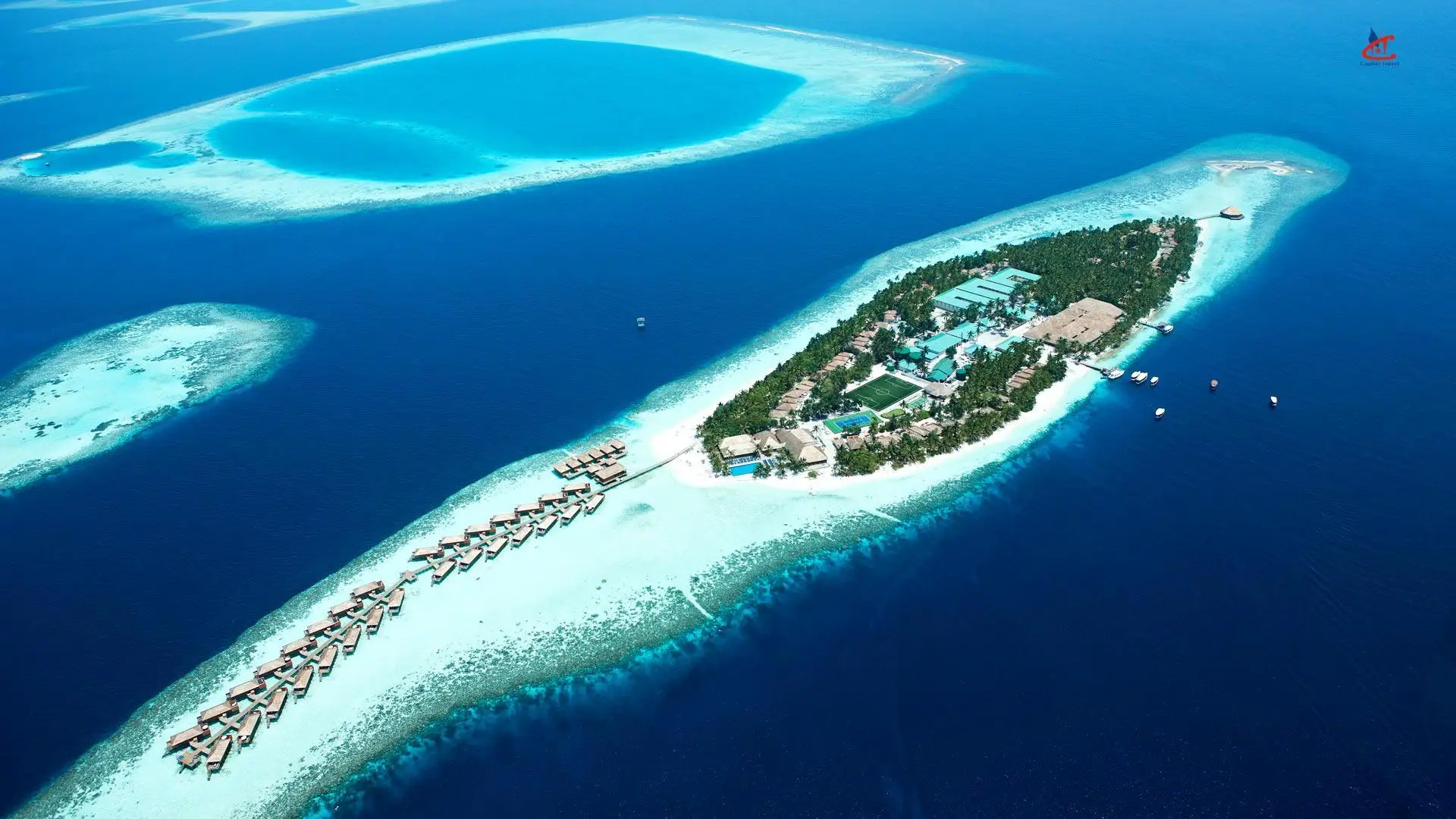 Vilamendhoo Island Resort & Spa Maldives ocean